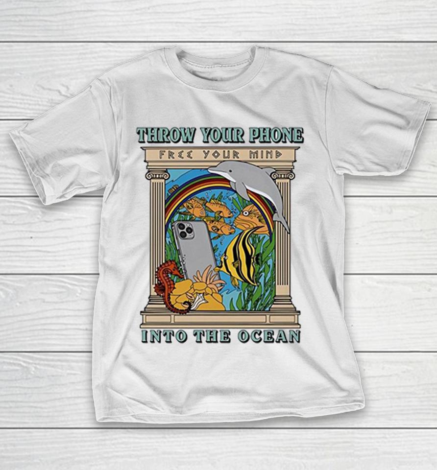Fish With Iphone Pro Max Throw Your Phone In To The Ocean Funny Shirts 1 Fish With Iphone Pro Max Throw Your Phone In To The Ocean Funny Shirts