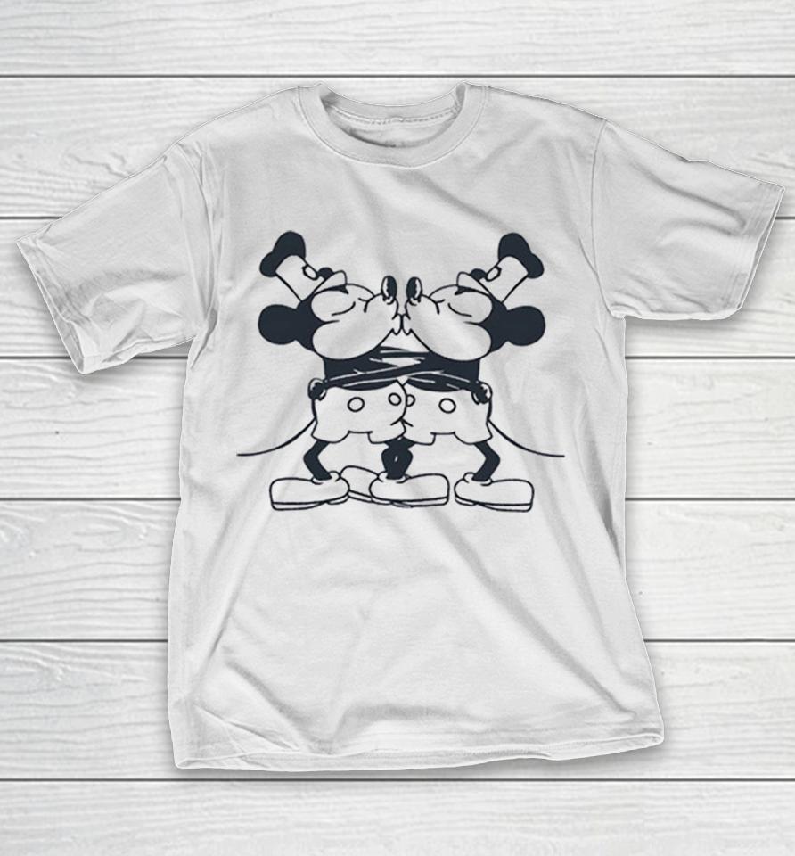 Mickey Mouse And Minnie Mouse Kissing Disney Shirts 1 Mickey Mouse And Minnie Mouse Kissing Disney Shirts